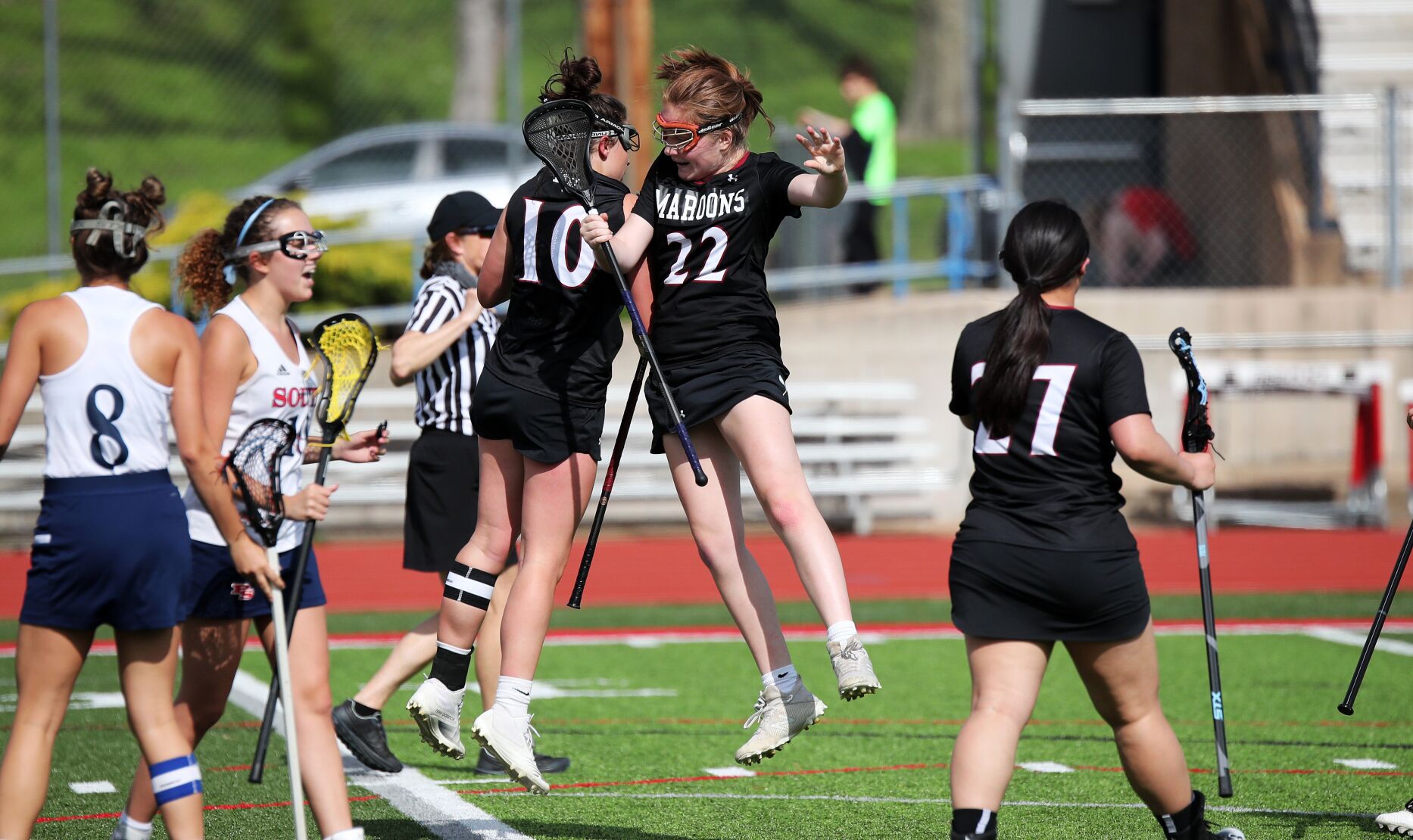 Parkway South 18, Belleville West 2